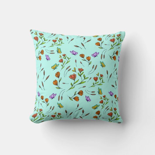 手描きの植物画が可愛いWhimsy Bloom Floral クッション (正面)