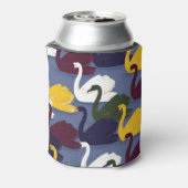 手描きの白鳥、青い湖のパターン。 缶クーラー (缶裏面)