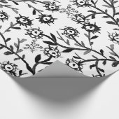 手描きの白黒の水彩画の花 ラッピングペーパー (角)