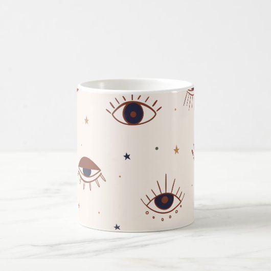 手描きの瞳は神秘的な継ぎ目のない模様。イビル・イ コーヒーマグカップ (中央)
