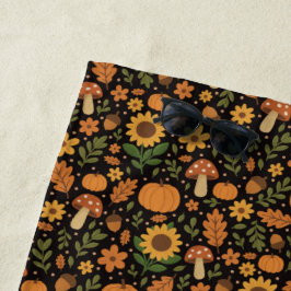 手描きの素朴な秋のパターン ビーチタオル