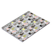 手描きの織り目加工のサボテンパターン ノートブック (左側)