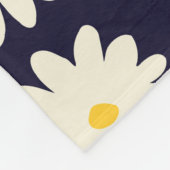 手描きの花をクリーム状に継ぎ目のない模様  フリースブランケット (角)