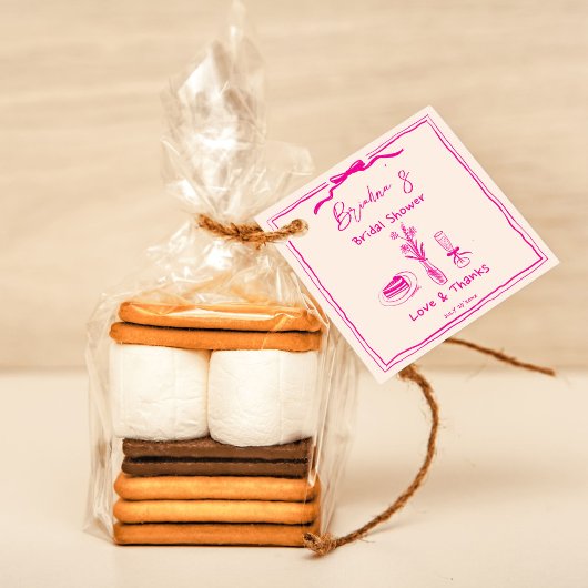 手描きの落書き レトロなピンクのリボン ウェディングシャワーのお祝い フェイバータグ