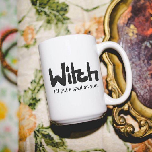 手描きの黒インクで書かれた魔法使いの言葉 コーヒーマグカップ