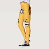 手描きカボチャのハロウィンシームレス レギンス (左)