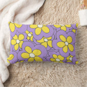 手描き紫と黄色の花のデザイン ランバークッション (ブランケット)