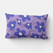 手描き青と紫の花デザイン ランバークッション (裏面)