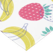 手描鮮やかきのイチゴとバナナ テーブルクロス (アングル)