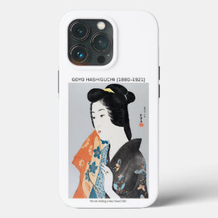 手日本の拭を持つ女性 – 橋口五葉 iPhone 13 PROケース
