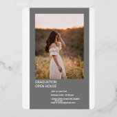 手書きのヘッドラインの卒業招待状 箔招待状 (裏面)