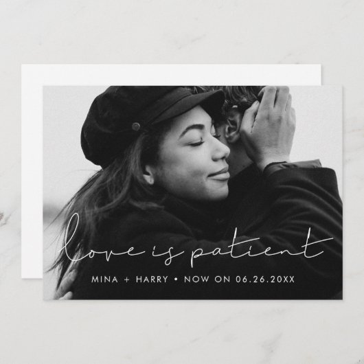 手書きのミニマルなデザインの「愛は忍耐」ウェディング 案内状 (正面/裏面)