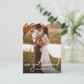 手書きスクリプト私たち得写真結婚した ポストカード (スタンド正面)