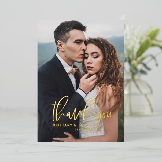 手書きスクリプト結婚の写真ありがとう 箔招待状 (立ち正面)