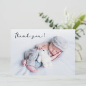手書きスクリプ生まれたばかりのトベビー写真ありがとう サンキューカード (スタンド正面)