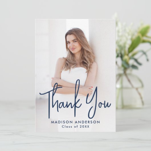手書きネイビースクリプト写真卒業 サンキューカード (スタンド正面)