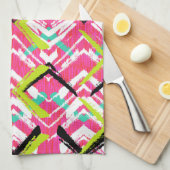 手書きピンクジグザグパターン キッチンタオル (四つ折り)