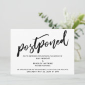 手書きモダンの結婚カードが延期された 招待状 (スタンド正面)