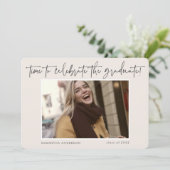 手書きモダンスクリプトフォト2022卒業 招待状 (スタンド正面)