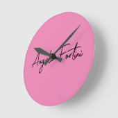 手書き入力プレーンシンプルプロフェッショナルピンク ラウンド壁時計 (傾斜)