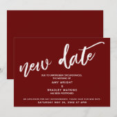 手書き延期結婚の新しい日付バーガンディ 招待状 (正面/裏面)