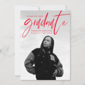 手書き赤いブラシスクリプト4写真の卒業 案内状 (正面)