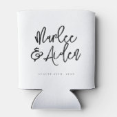 手書カジュアルきパーソナライズされた結婚の 缶クーラー (裏面)