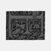 手紙E中世モノグラムアールヌーボー フリースブランケット (正面(横))