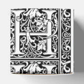 手紙H中世モノグラムアールヌーボー フェイバーボックス (上部)