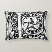 手紙L中世モノグラムアールヌーボー アクセントクッション (正面)