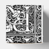 手紙R中世モノグラムアールヌーボー フェイバーボックス (上部)