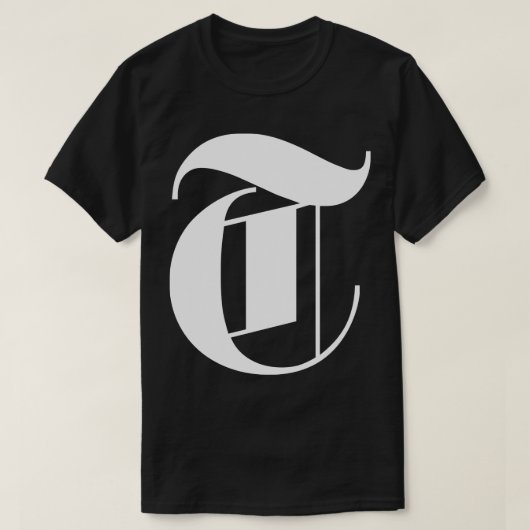 手紙Tのゴシック様式スタイルデザイン Tシャツ (デザイン正面)