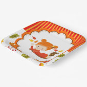 手絵を描秋愛らしい少女 ペーパープレート (傾斜あり)