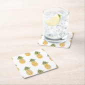 手色彩の鮮やかパイオン、水色の背景。 スクエアペーパーコースター (インサイチュ)