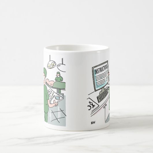 手術前の指示を外科医が調べる コーヒーマグカップ (中央)