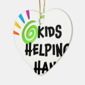 手項目を救済している子供 セラミックオーナメント (左)