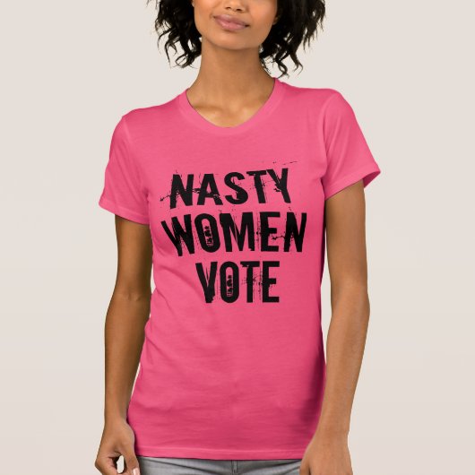 扱いにくい女性の投票: 2016年のTシャツ(米国でなされる) Tシャツ (正面)