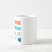 批判的な思想家の意見を述べる コーヒーマグカップ (中央)