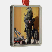 技術者 メタルオーナメント (右)