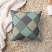 抑えられたカラーのミュート クッション (ブランケット)