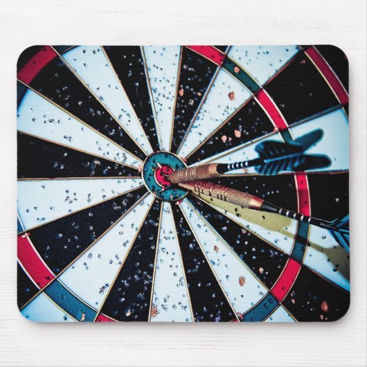 投げ矢のゲーム マウスパッド (正面)