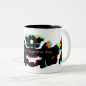 投影的な日のマグを持って下さい ツートーンマグカップ (正面右)