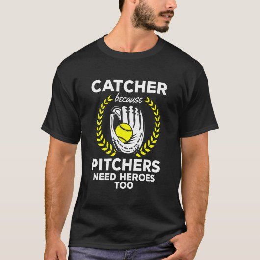投手はソフトボール選手スポーツCaに必要 Tシャツ (正面)