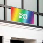 投票ブルー,バイデン氏白書プライドlgbt 横断幕 (ビルの外側)