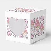 抗し難いアイスクリームリコリスのビーフボックス フェイバーボックス (正面サイド)