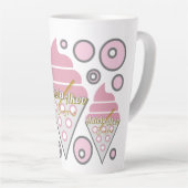 抗し難いアイスクリームリコリスマグ – Adiela Akoo カフェラテマグ (右アングル)