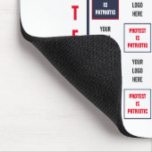 抗議は愛国的なロゴテンプレート マウスパッド (コーナー)