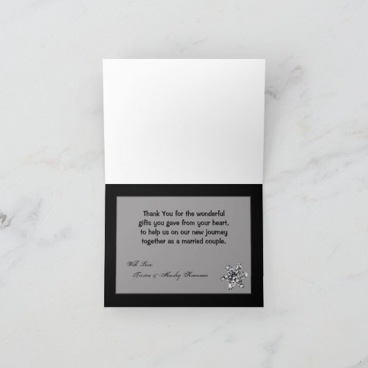 折られたサンキューカードのダイヤモンドのジュエリーのネックレス サンキューカード (内部)