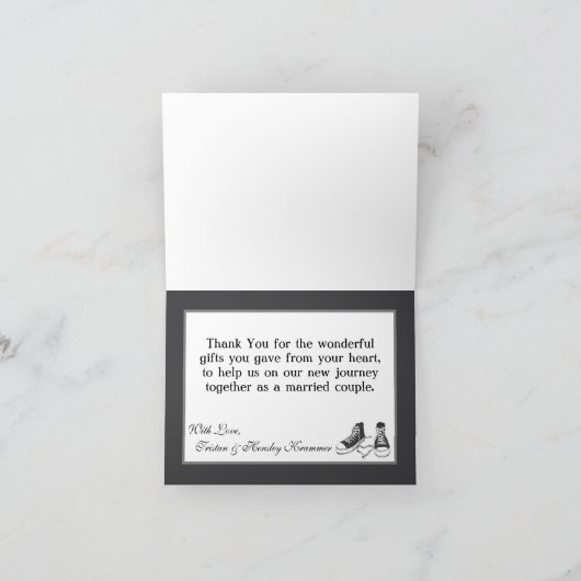 折り畳まれた感謝のカード ティーンのスニーカー シェブロン柄 サンキューカード (内部)