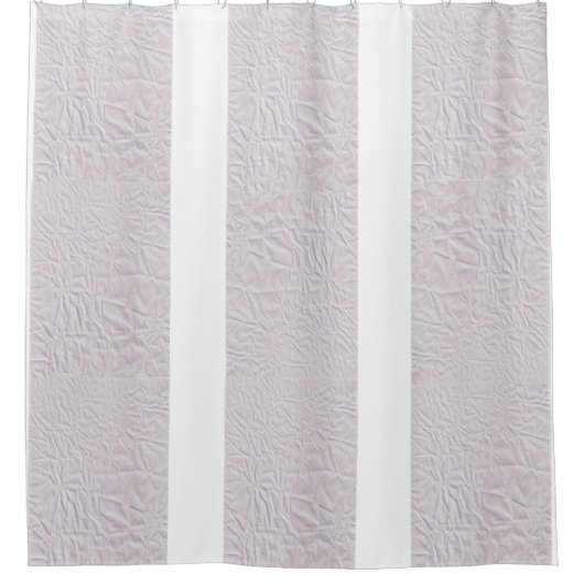 折り目のあるラベンダーシャワーカーテン シャワーカーテン (正面)